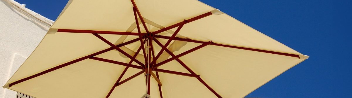 Guide to Replacing Your Parasol Canopy